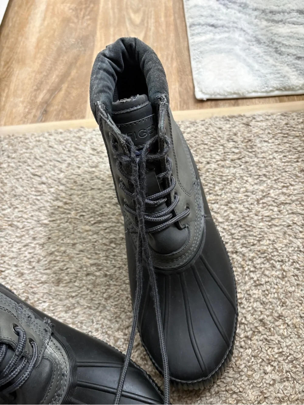 Tommy Hilfiger Men's Black Waterproof Duck Boots